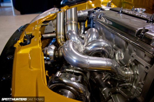 fitted-toronto-2015-honda-ek-elevated-mainfold-detail