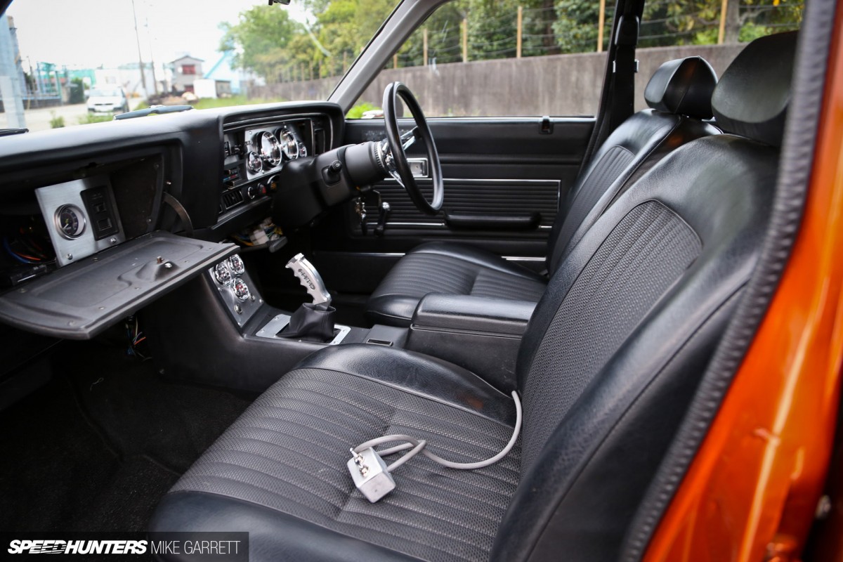 V8-Crown-Wagon-10 copy