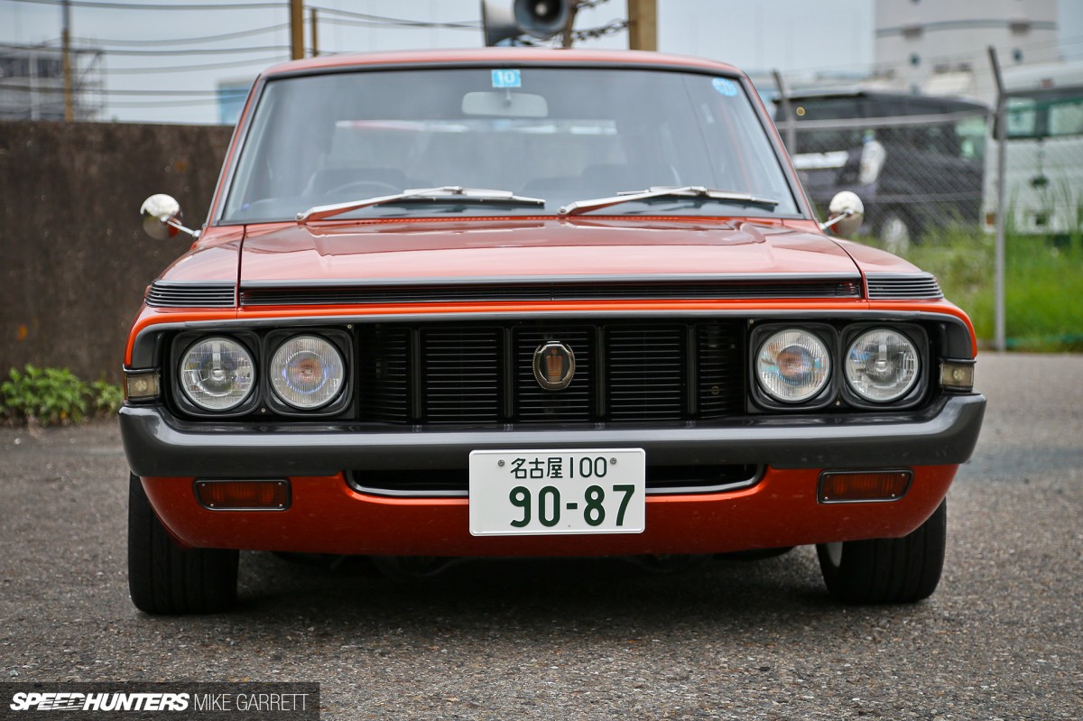 V8-Crown-Wagon-14 copy