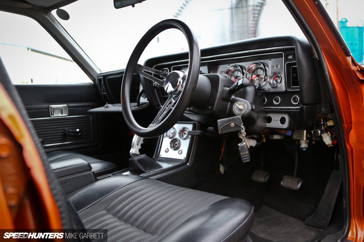 V8-Crown-Wagon-29 copy