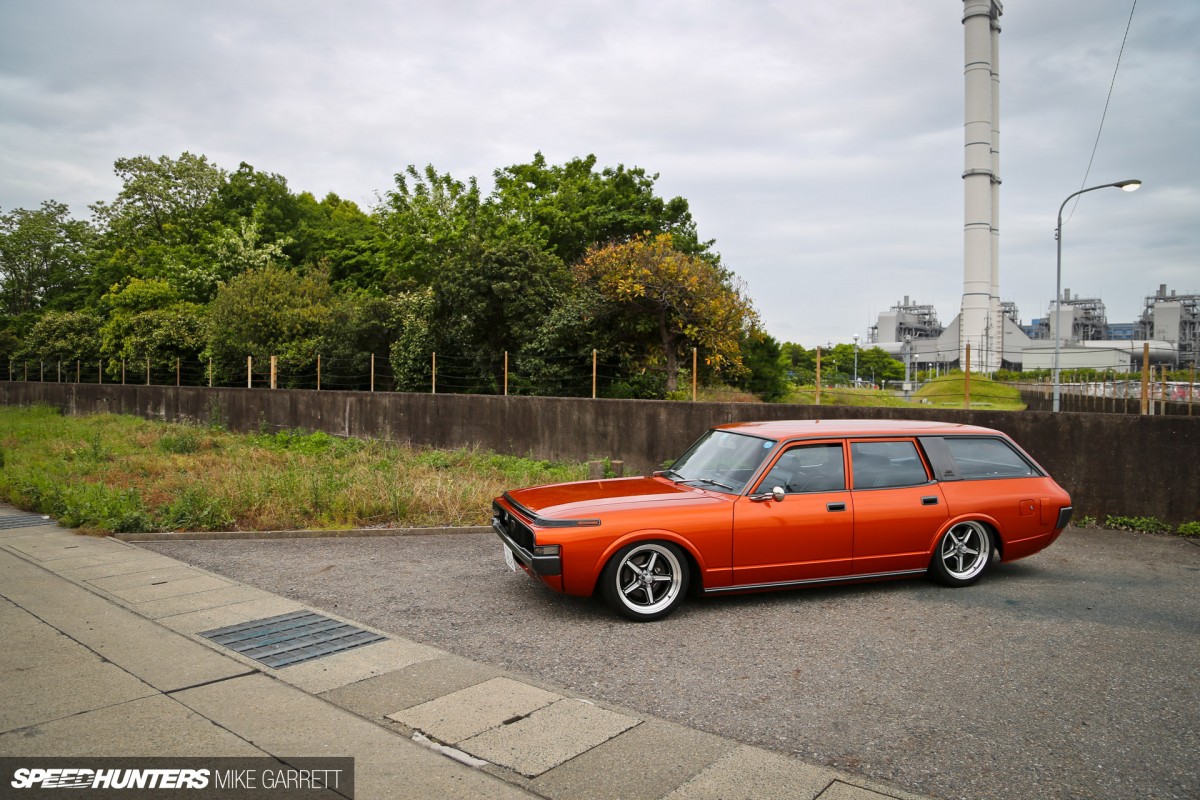 V8-Crown-Wagon-34 copy