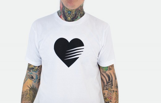 sh_t-shirt_heart_front_white