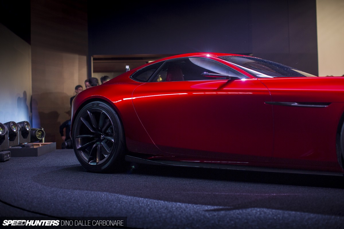 Mazda-RX-Vision-02