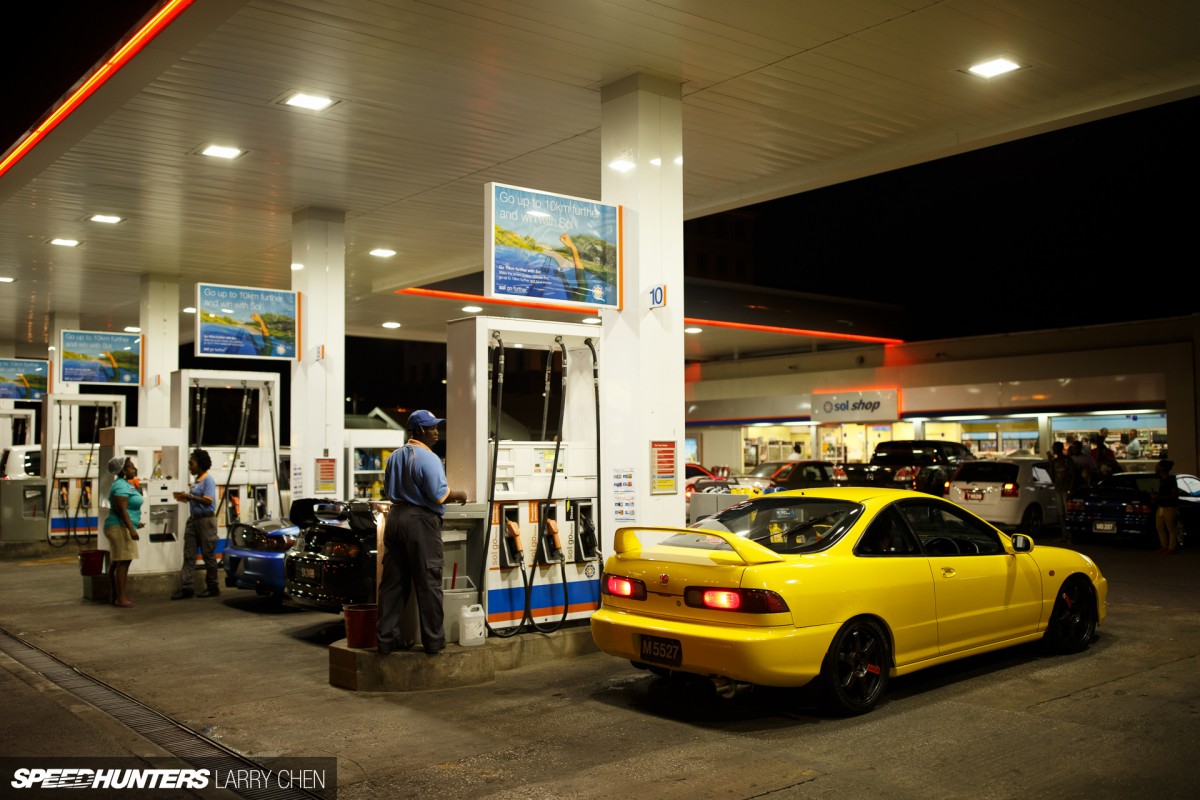 Larry_Chen_Barbados_car_culture_0070