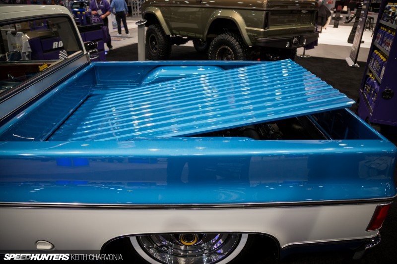 Speedhunters_Keith_Charvonia_SEMA_Squarebody_Syndicate_Chevy-6