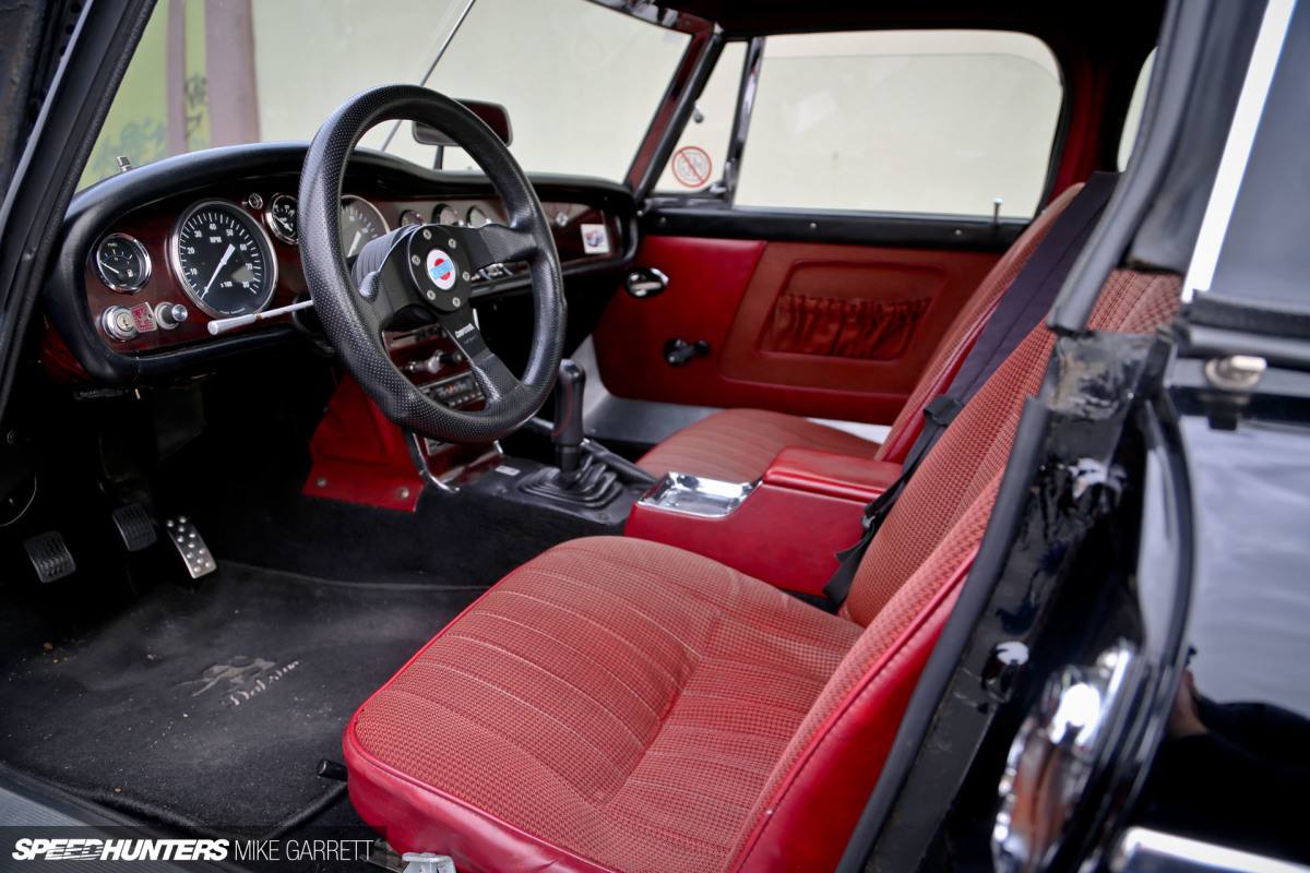 Z-Car-Garage-87 copy