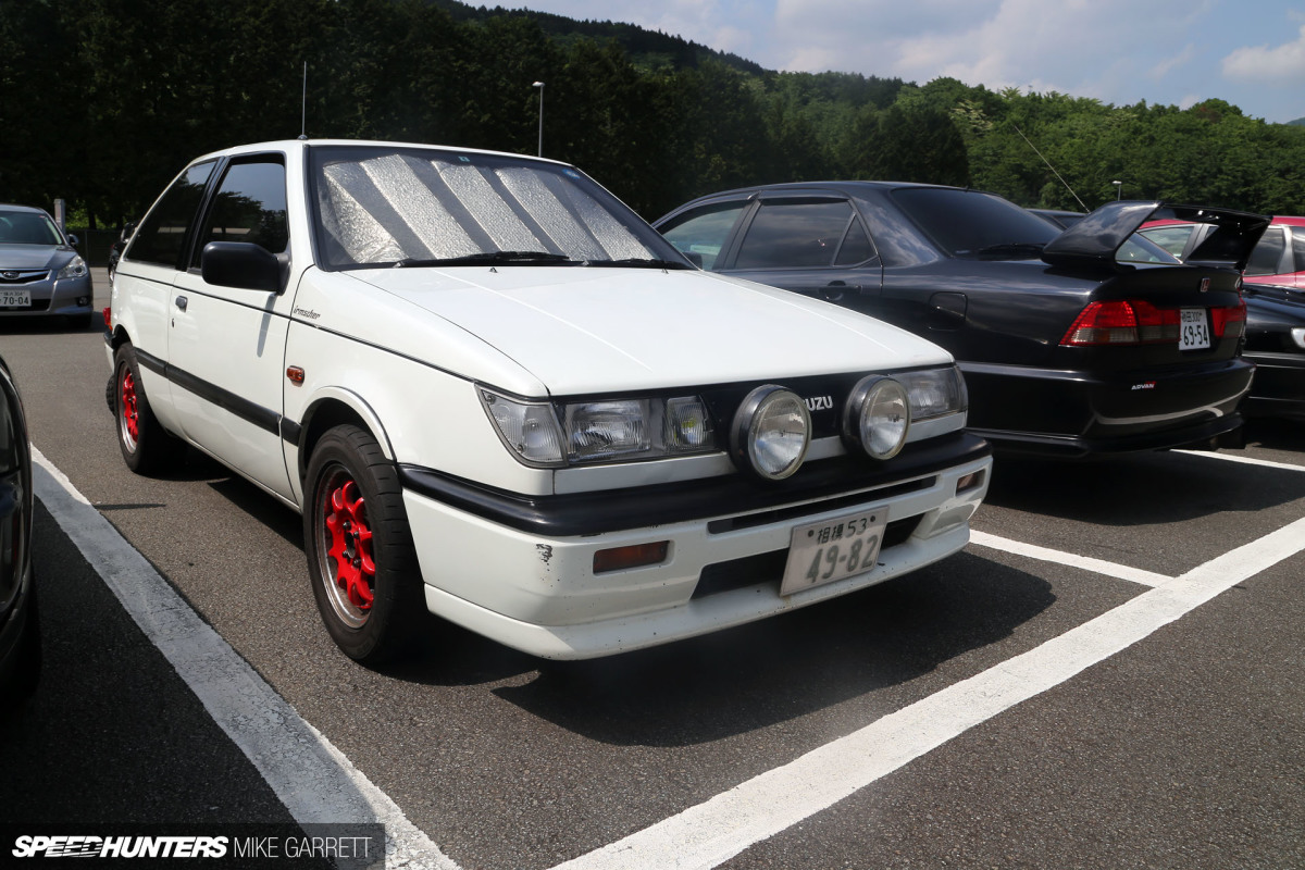 Fuji-Speedway-Parking-16