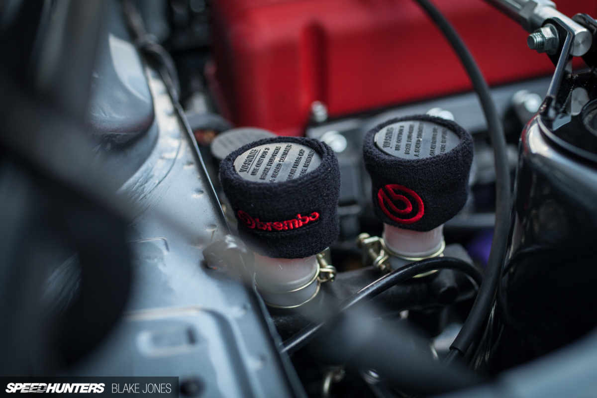 Datsun 1600 Wagon-8239