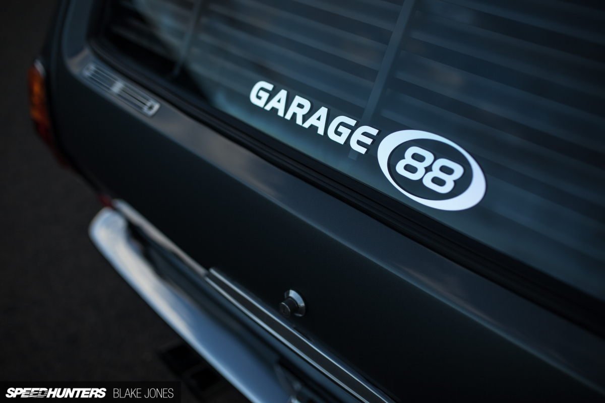 Datsun 1600 Wagon-8255