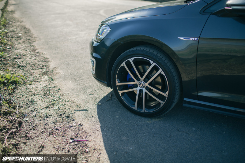 2016 Volkswagen GTE by Paddy&nbsp;McGrath-28