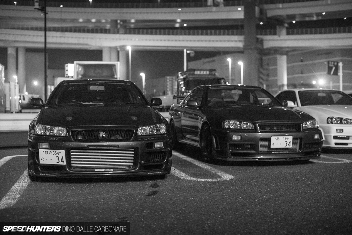 Monochromatic Tokyo Nights