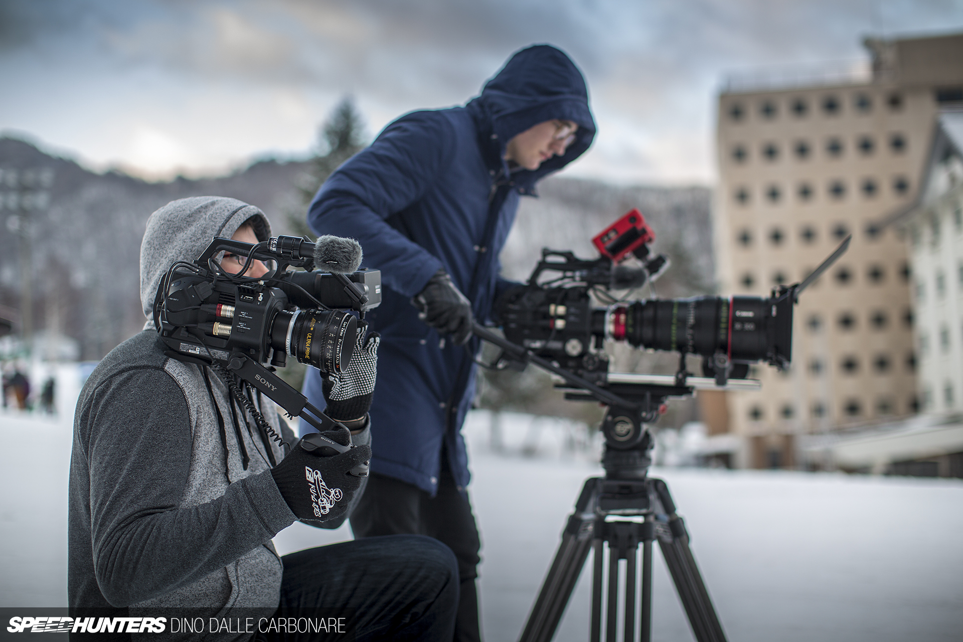 F40-Ski-RedBull-Dino-03