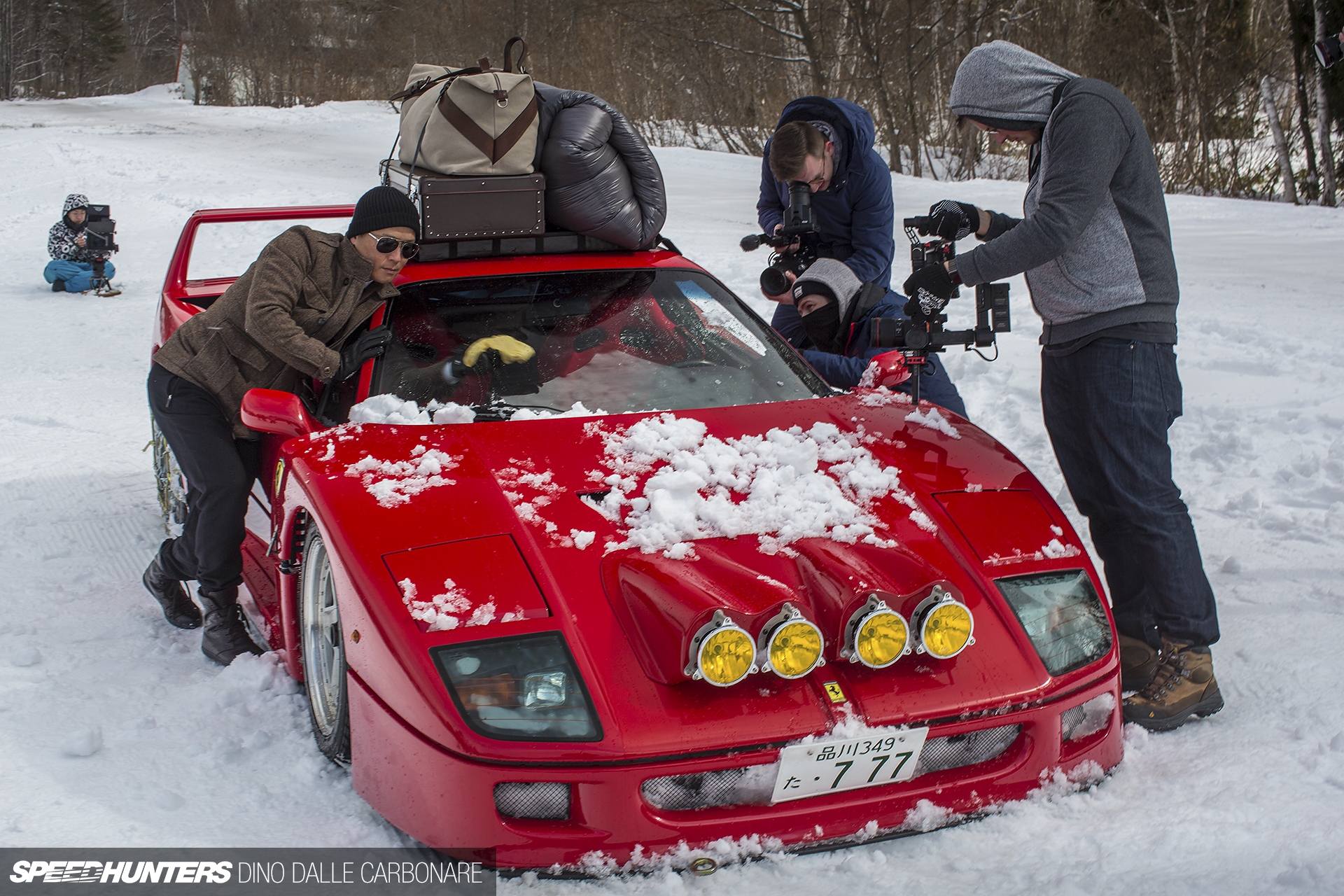 F40-Ski-RedBull-Dino-25