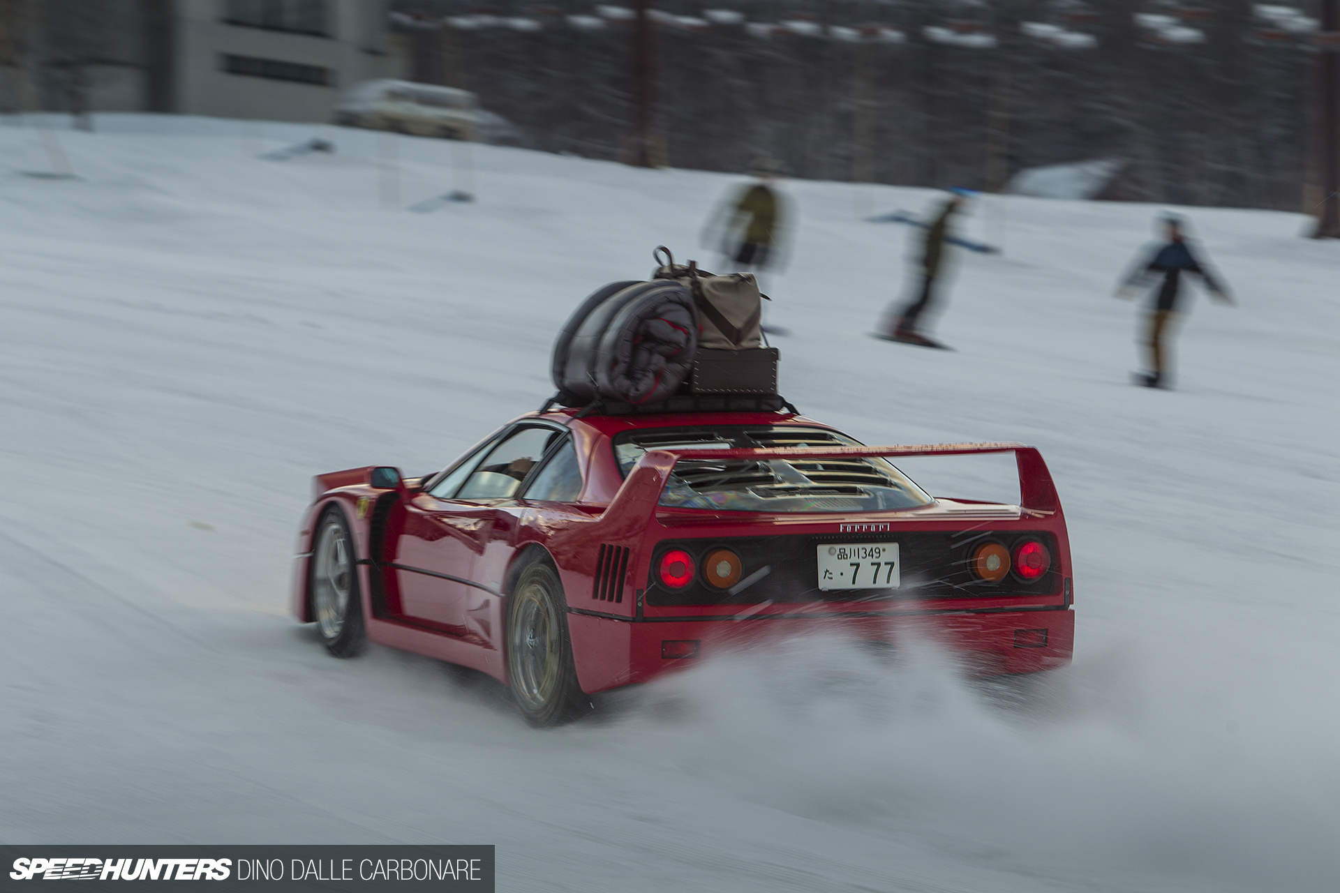 F40-Ski-RedBull-Dino-32