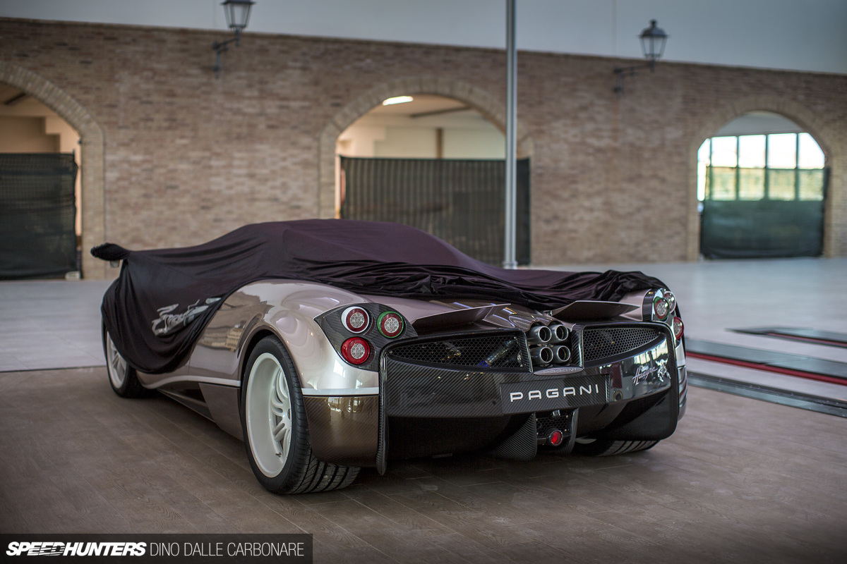 Pagani-New-HQ-29