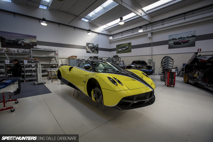 Pagani-Production-Line-01