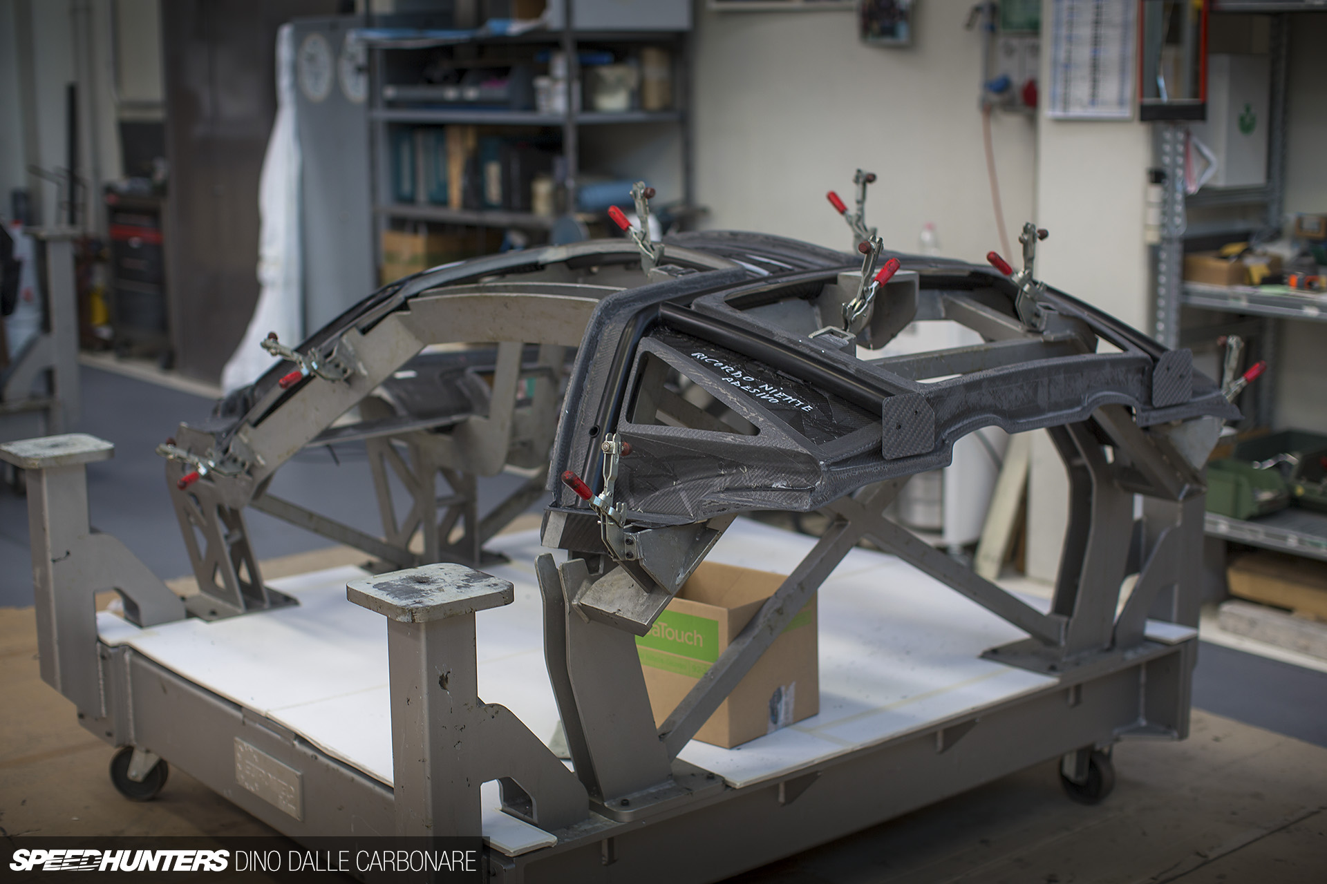 Pagani-Production-Line-31