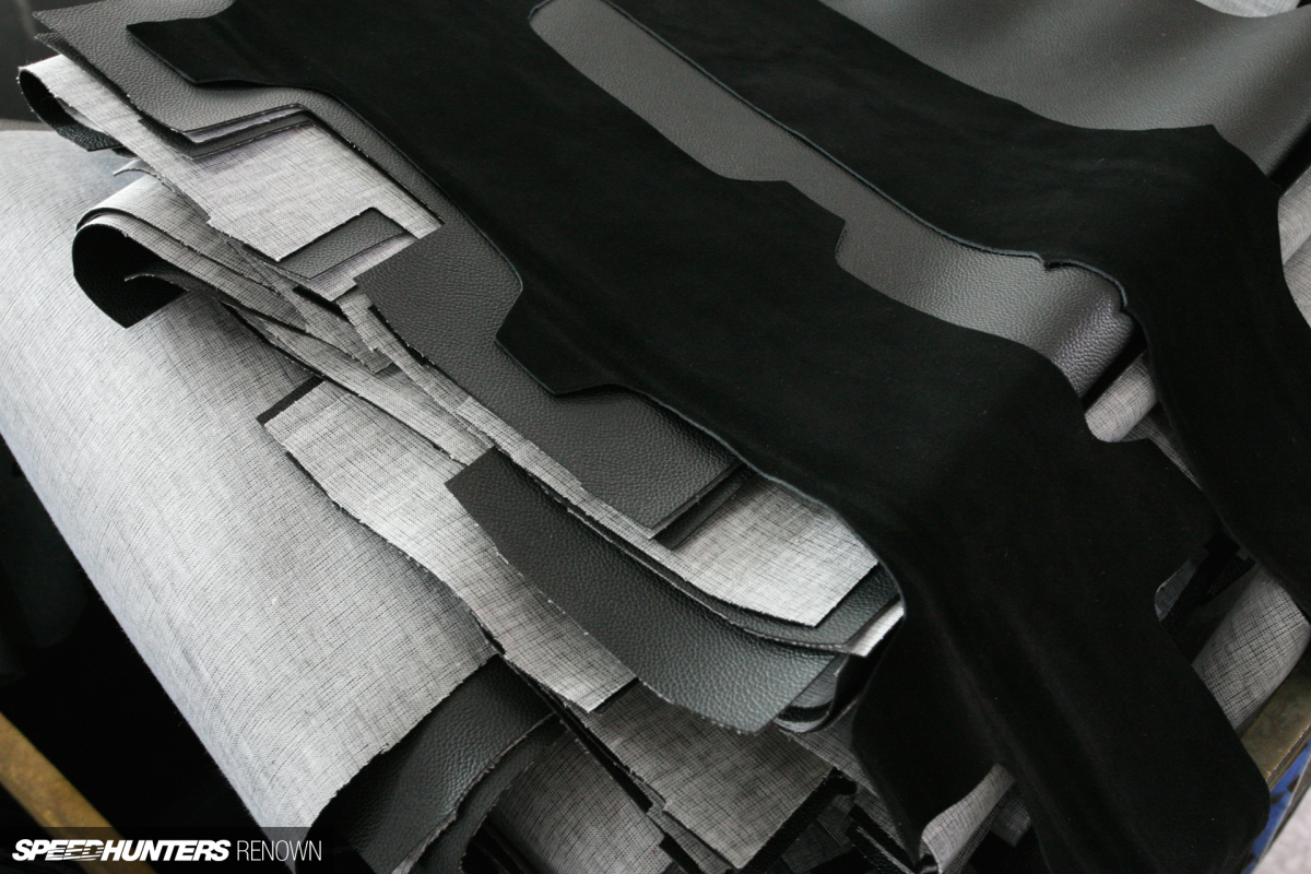 2-renown-speedhunters-steering-wheel