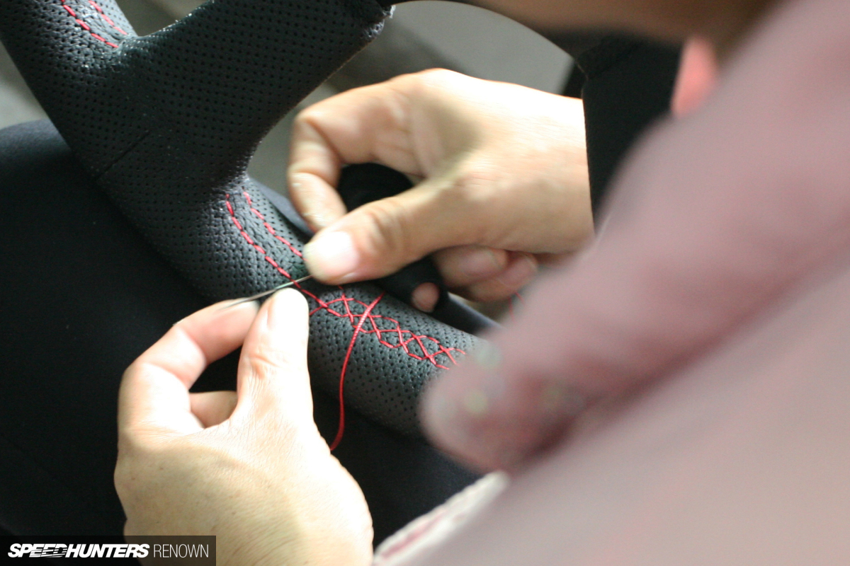 3-renown-speedhunters-steering-wheel