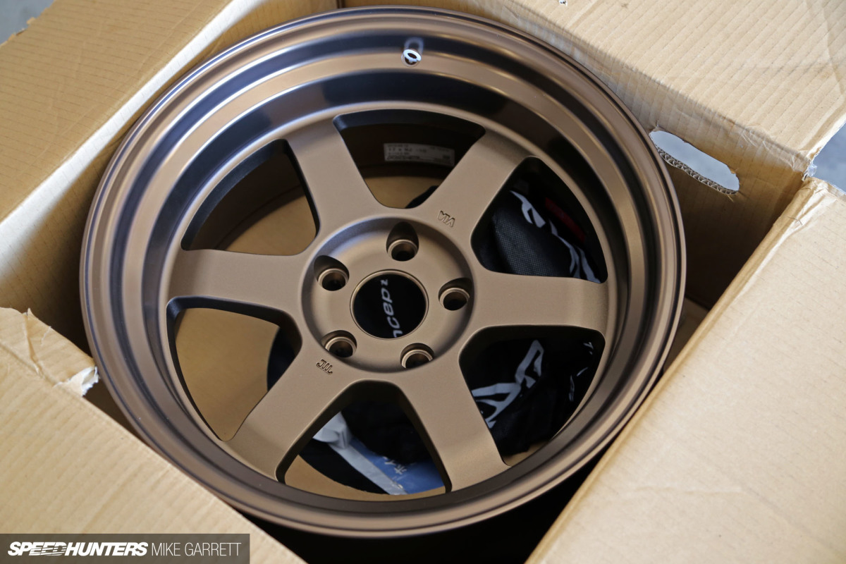 Project-Yankee-TE37V-Install-09