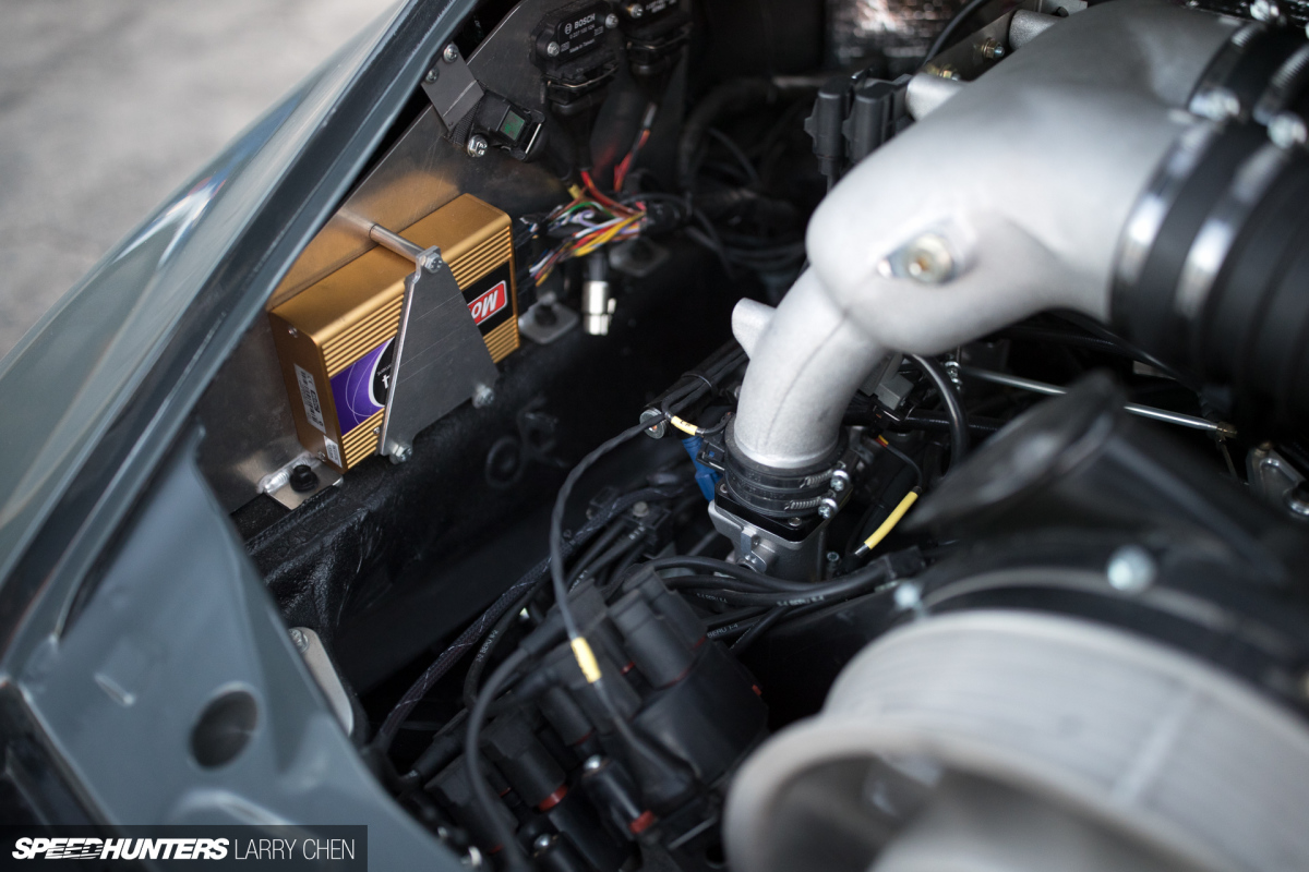 Larry_Chen_Speedhunters_Magnus_Walker_964-24