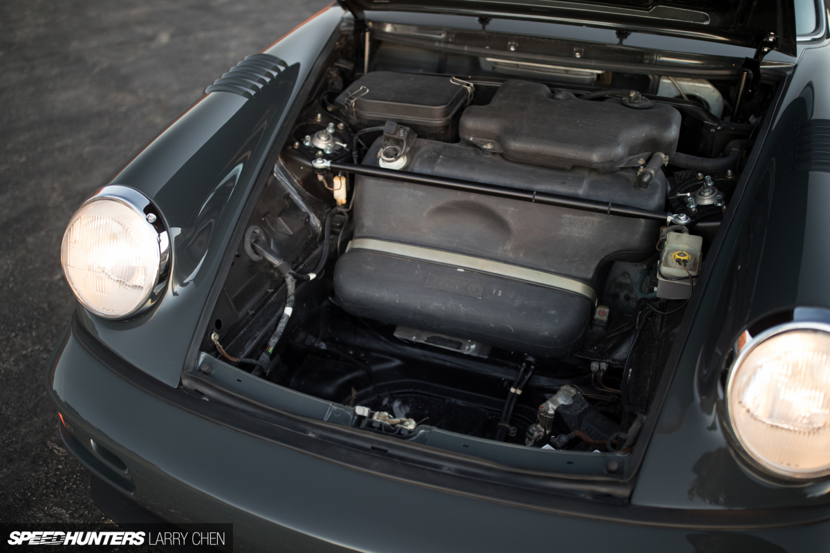 Larry_Chen_Speedhunters_Magnus_Walker_964-27