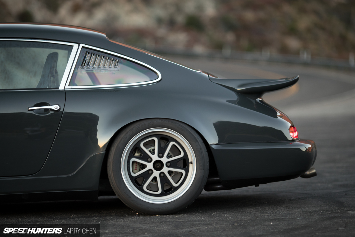 Larry_Chen_Speedhunters_Magnus_Walker_964-30