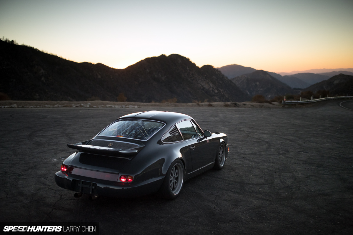 Larry_Chen_Speedhunters_Magnus_Walker_964-50