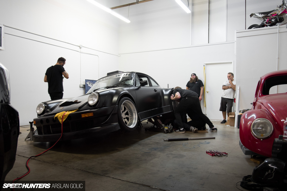 50-porsche-964-vaderworks-2016_arslan-golic_speedhunters