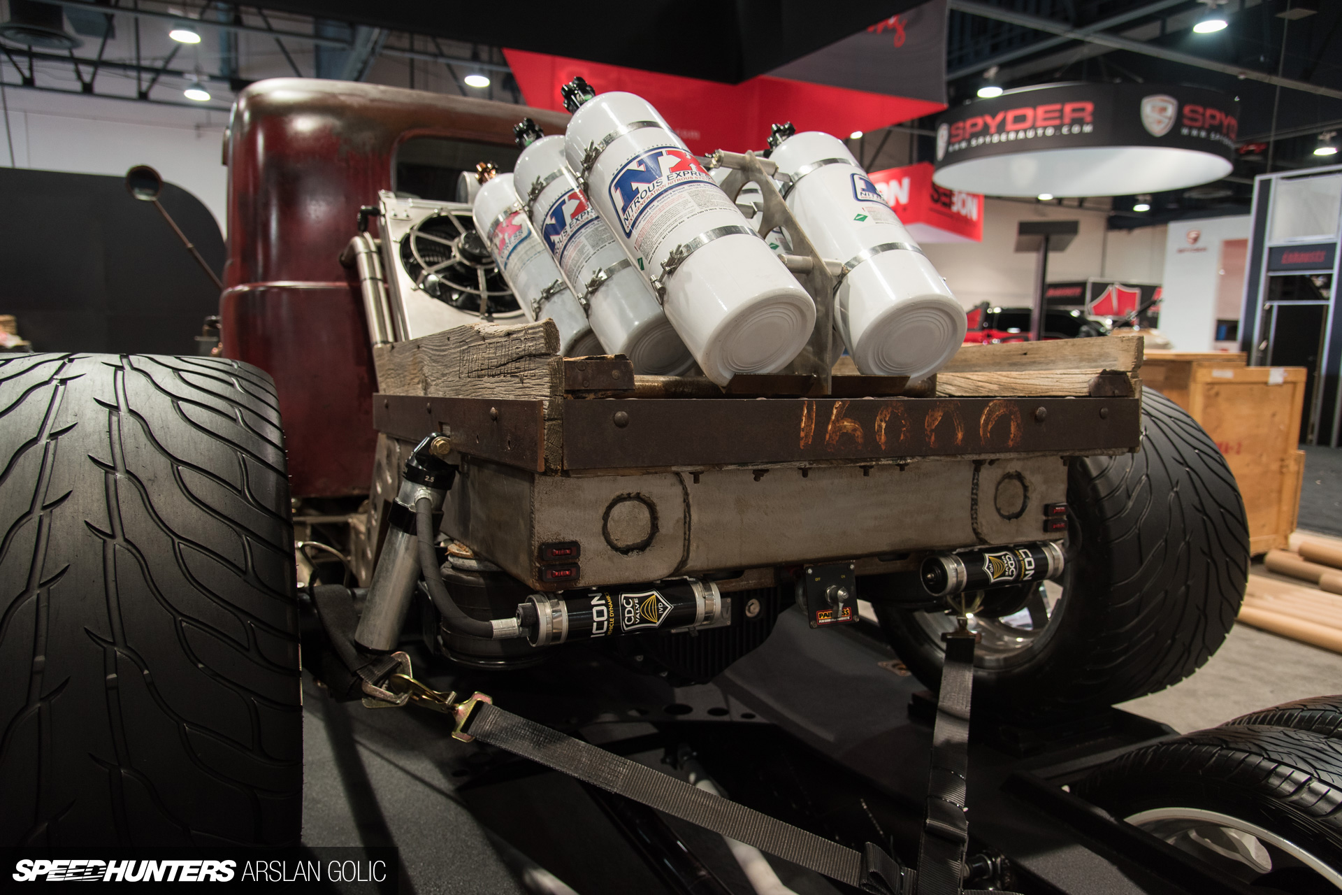 3-diamond-t-1938-sema-2016_arslan-golic_speedhunters