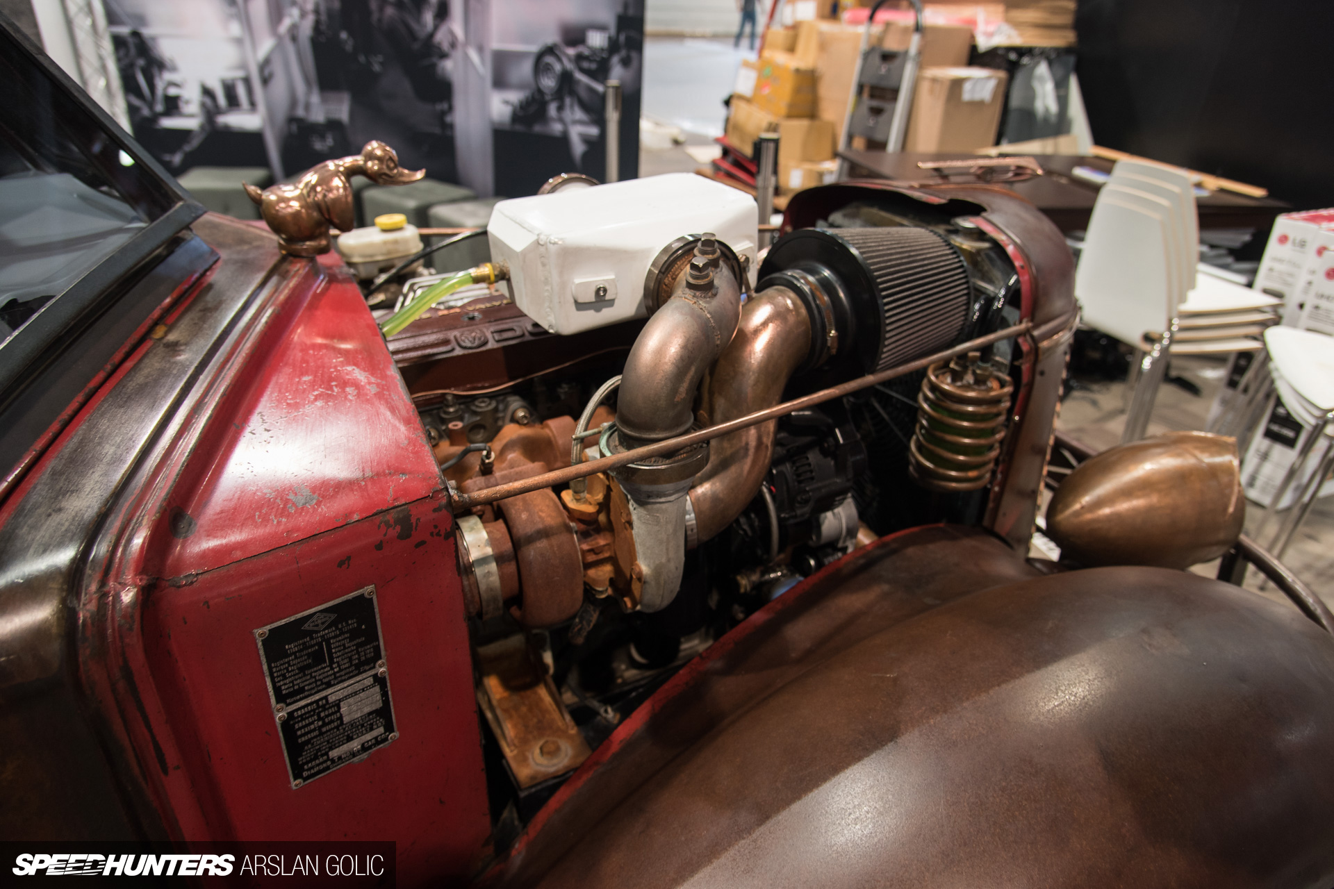 10-diamond-t-1938-sema-2016_arslan-golic_speedhunters
