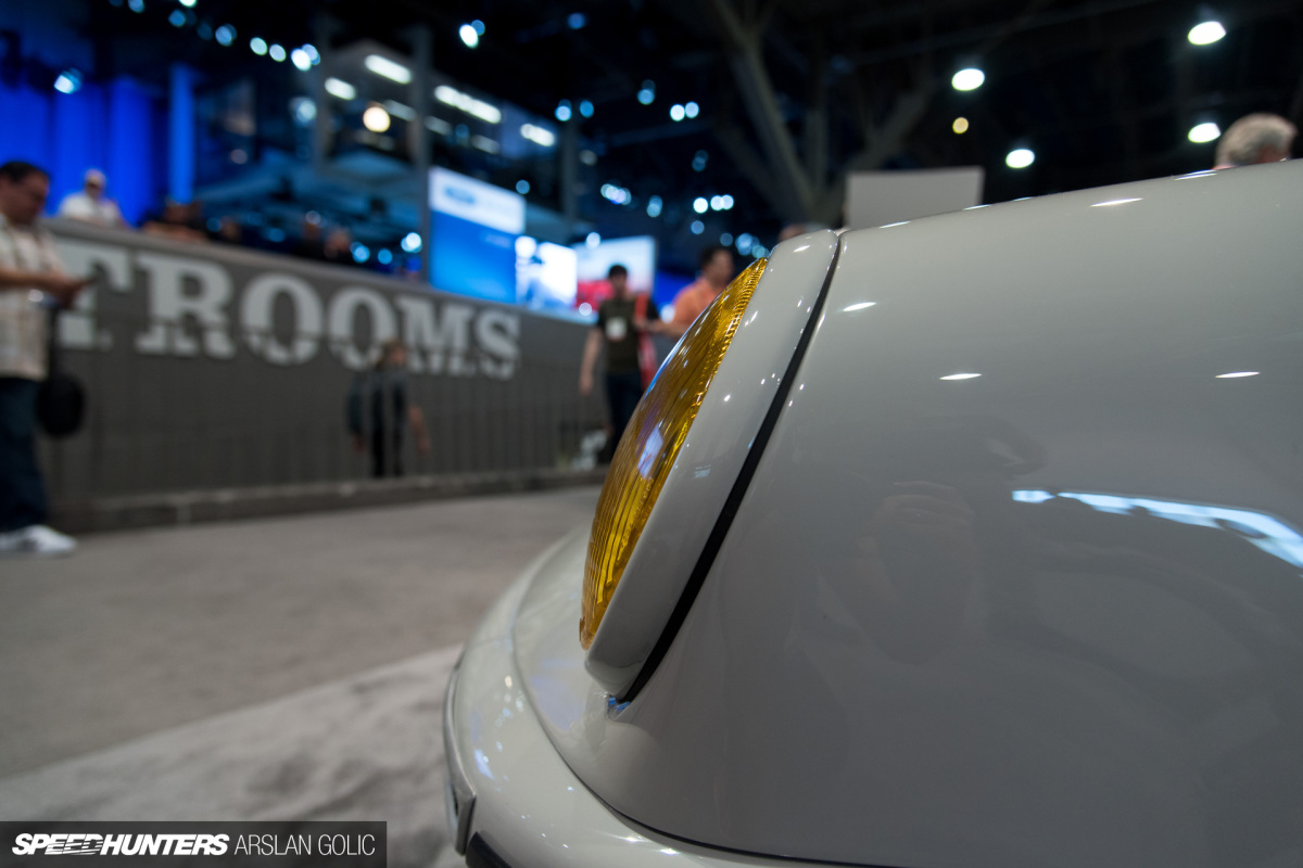 3-porsche-930-sema-2016_arslan-golic_speedhunters