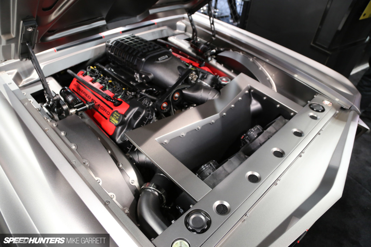 SEMA-2016-Vicious-Mustang-01