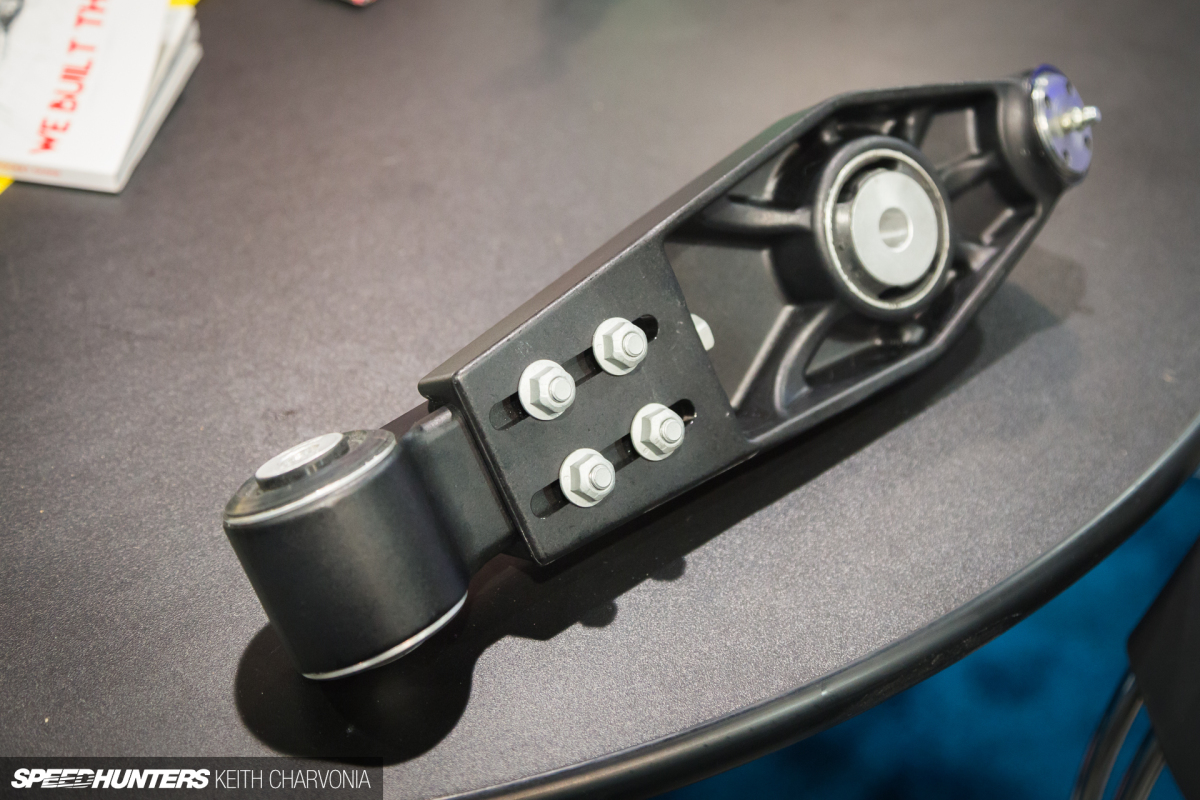 Speedhunters-Keith-Charvonia-SEMA-Aftermarket-102