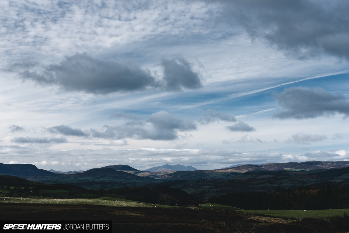 drivingroads-jordanbutters-speedhunters-29