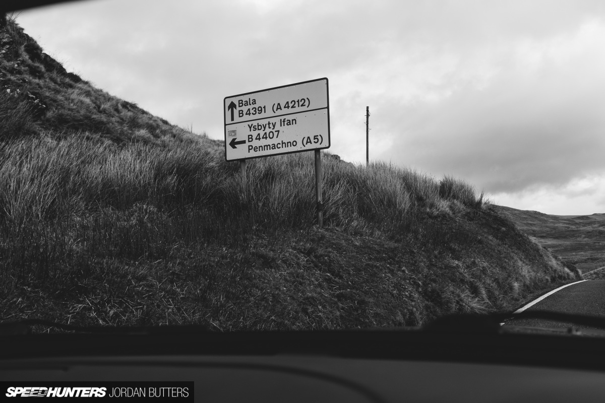 drivingroads-jordanbutters-speedhunters-54