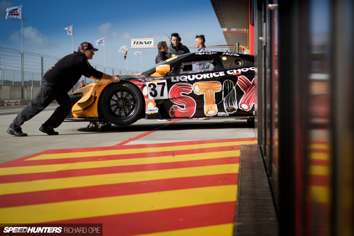 2016-Mad-Mike-McLaren-GT3-Hampton-Downs-101-Speedhunters-Richard-Opie (8)