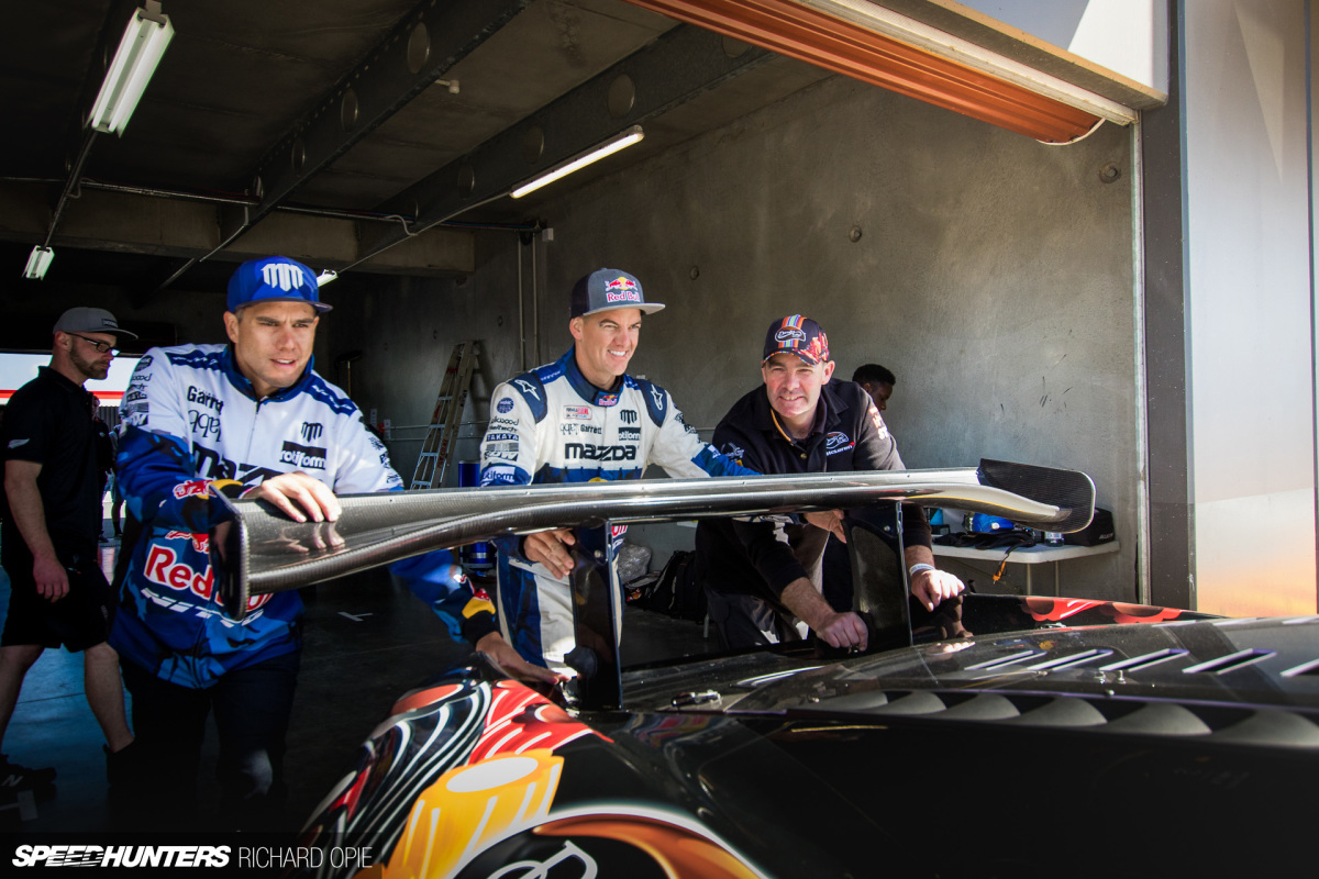 2016-Mad-Mike-McLaren-GT3-Hampton-Downs-101-Speedhunters-Richard-Opie (23)
