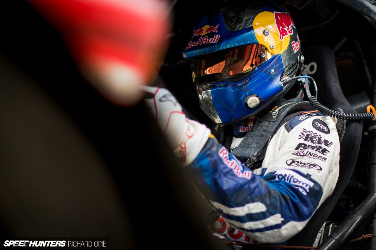 2016-Mad-Mike-McLaren-GT3-Hampton-Downs-101-Speedhunters-Richard-Opie (28)