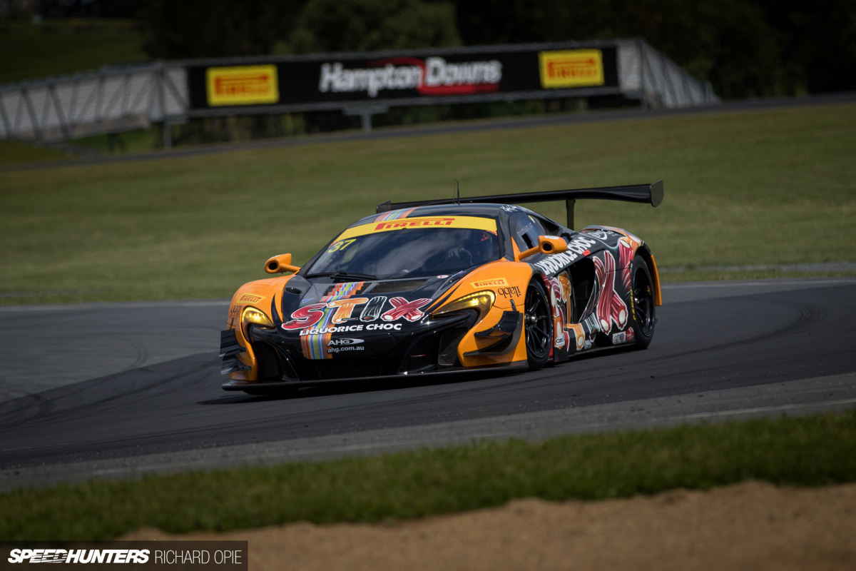 2016-Mad-Mike-McLaren-GT3-Hampton-Downs-101-Speedhunters-Richard-Opie (48)