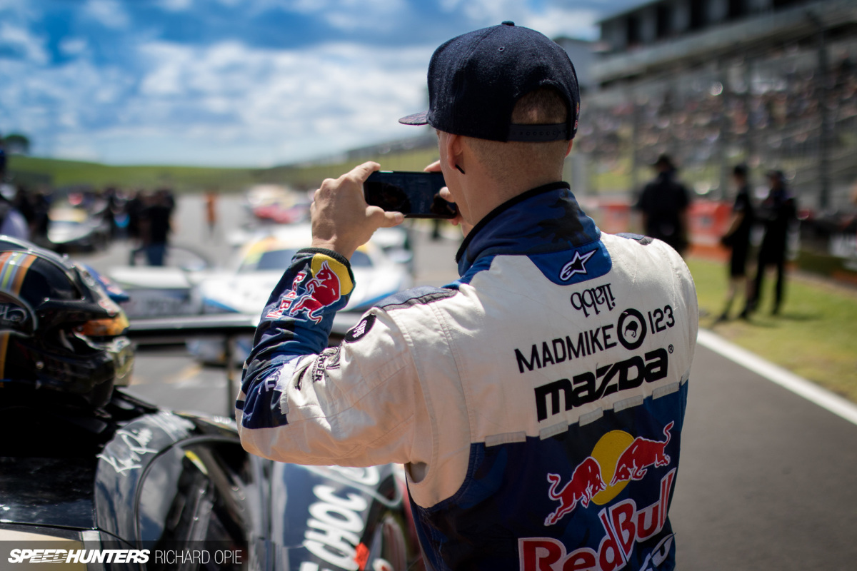 2016-Mad-Mike-McLaren-GT3-Hampton-Downs-101-Speedhunters-Richard-Opie (58)