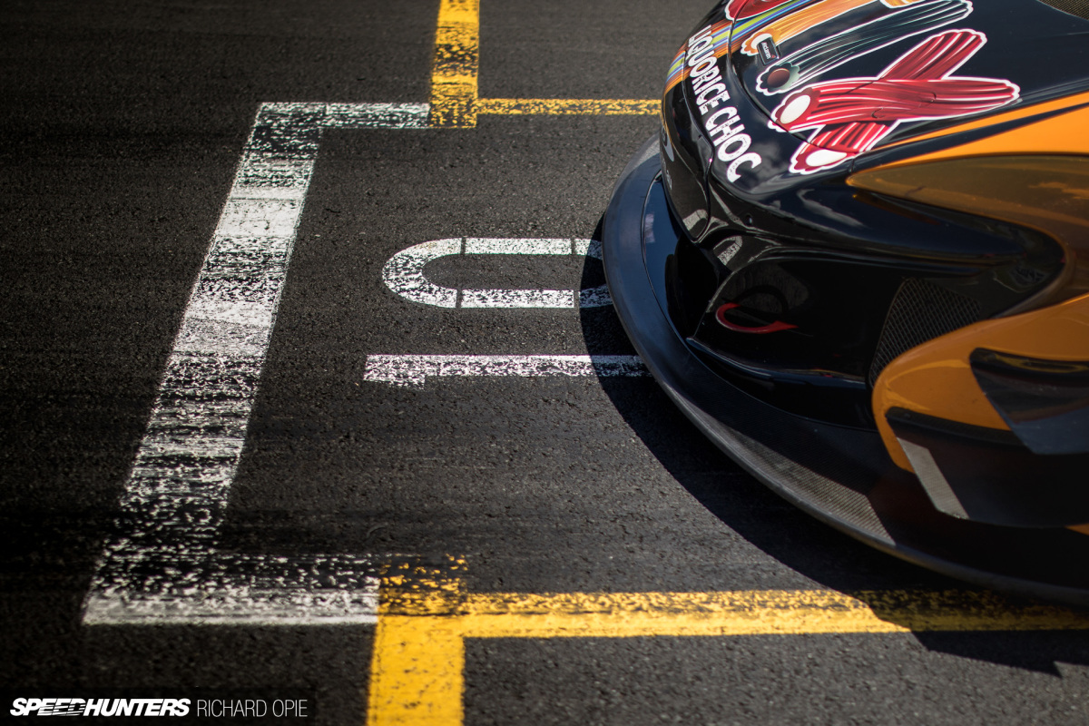 2016-Mad-Mike-McLaren-GT3-Hampton-Downs-101-Speedhunters-Richard-Opie (61)