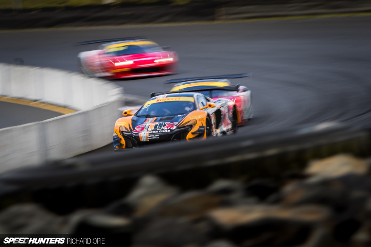 2016-Mad-Mike-McLaren-GT3-Hampton-Downs-101-Speedhunters-Richard-Opie (63)
