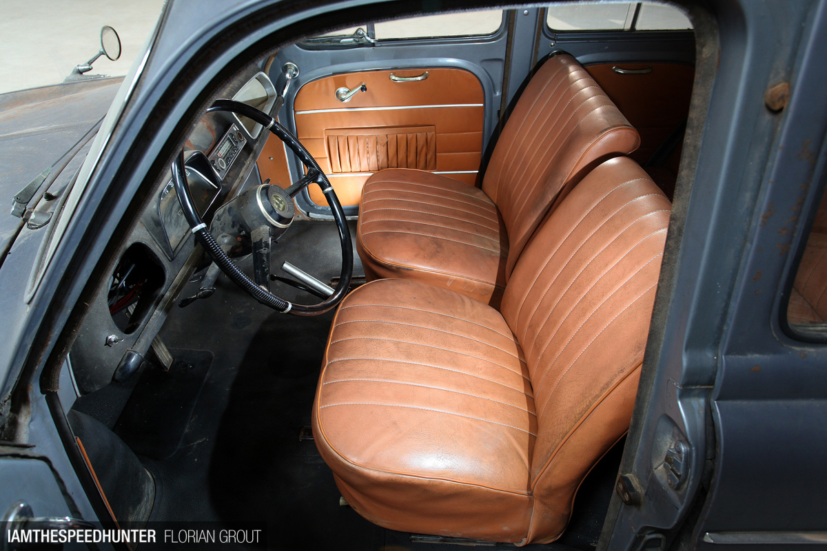 SH_IATS_RENAULT_DAUPHINE_F-GROUT-2722