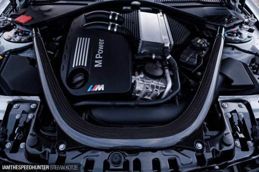 bmw-m4-gtrs4-stefan-kotze-speedhunters-018