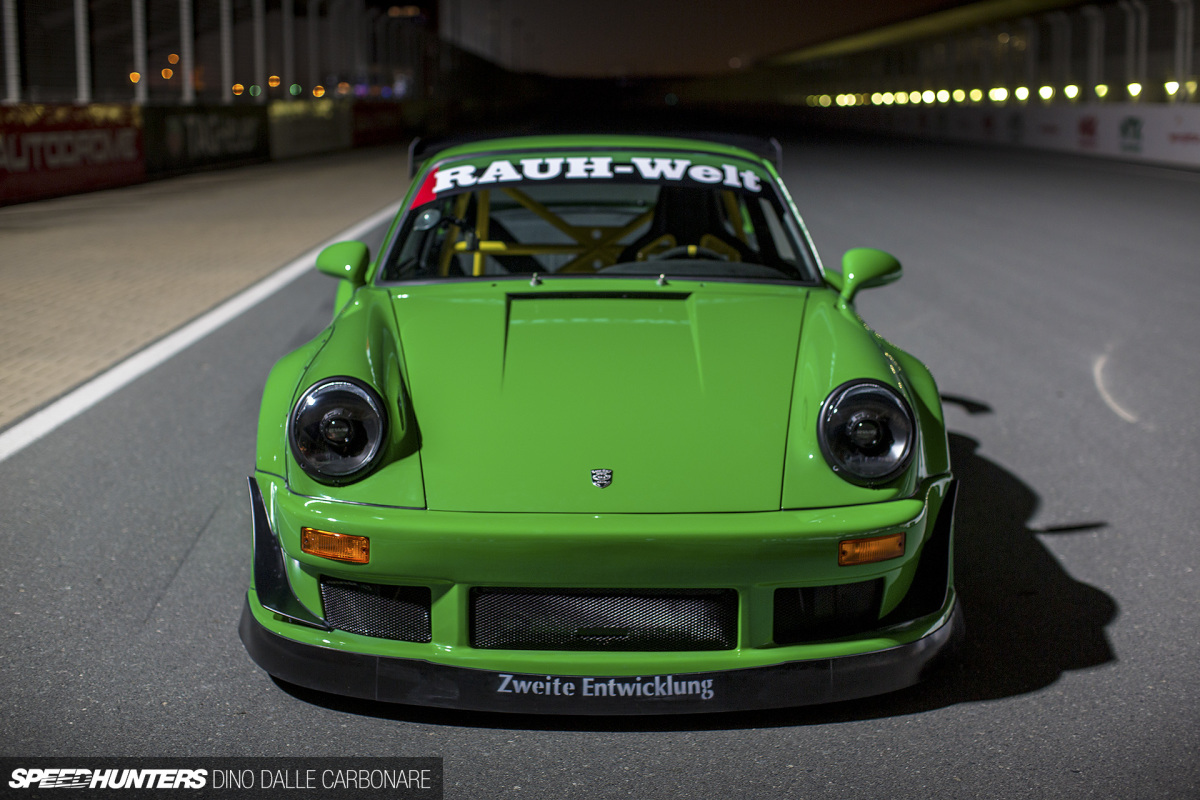 rwb_emirates_dino_dalle_carbonare_04