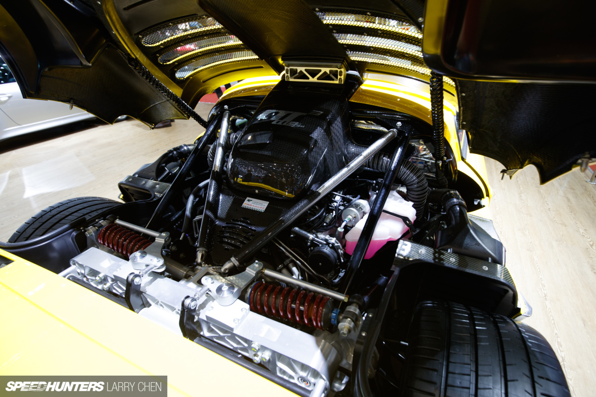 Larry_Chen_Speedhunters_Geneva_show_2017_BTS_11