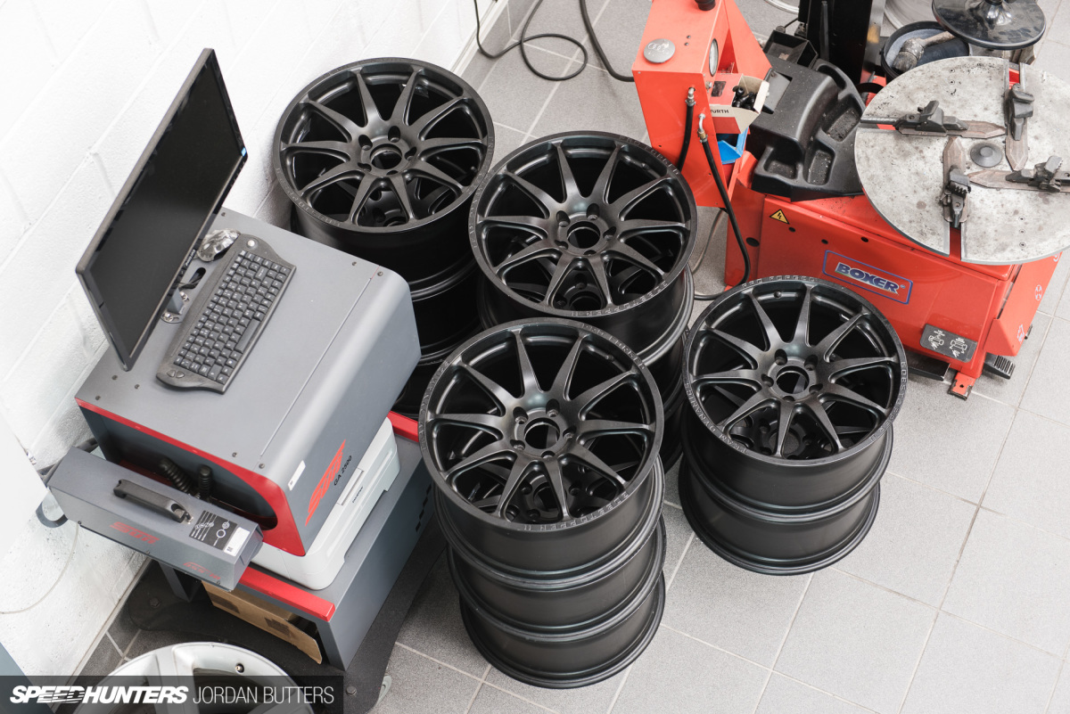 rogerclarkmotorsport-2017-jordanbutters-speedhunters-61