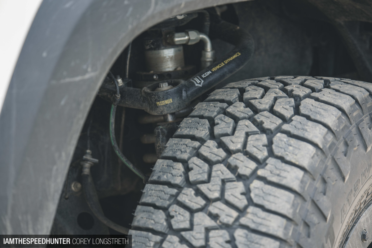 Rotiform SIX-OR - www.rotiform.com