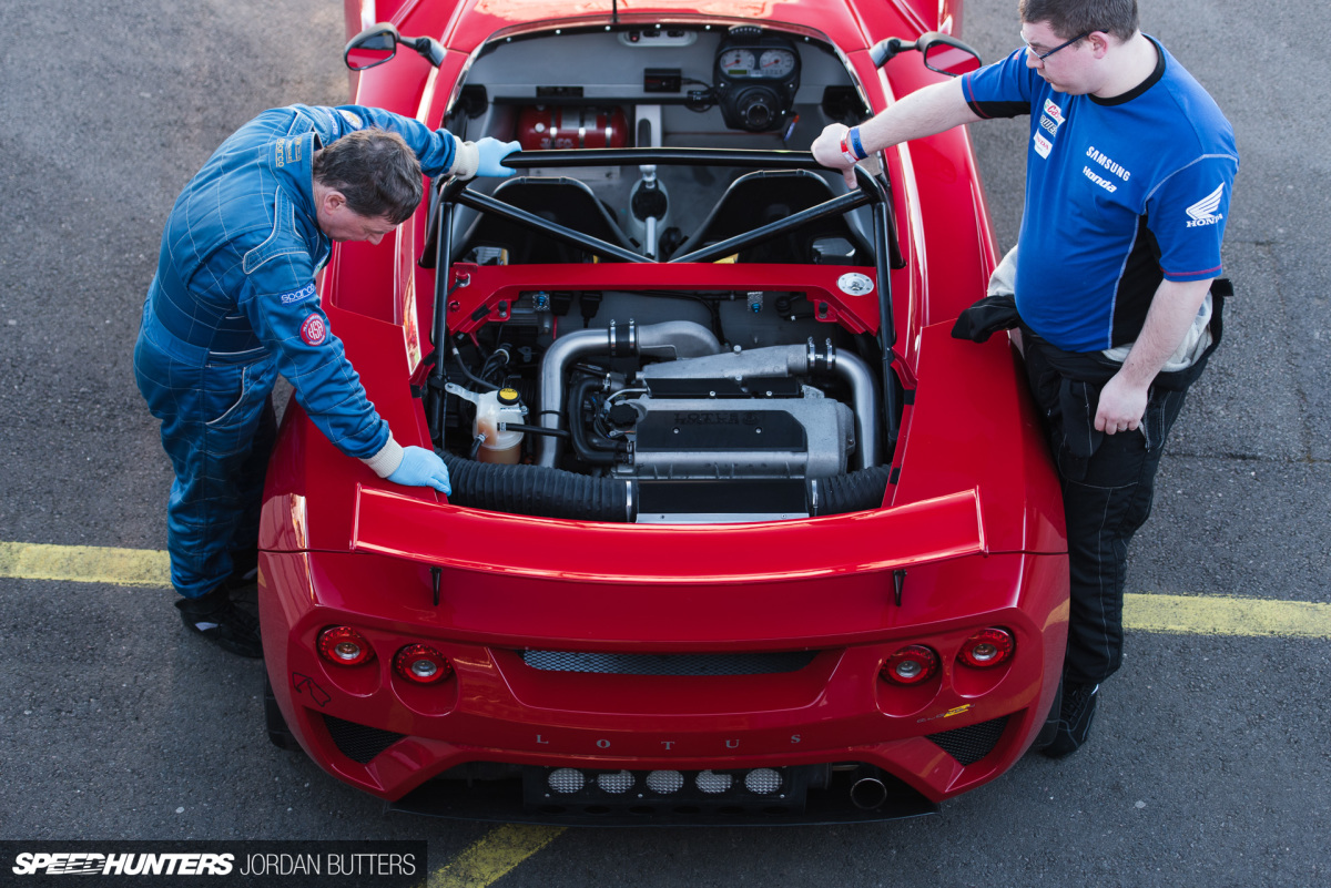 trackaddict-rockingham-2017-jordanbutters-speedhunters-108